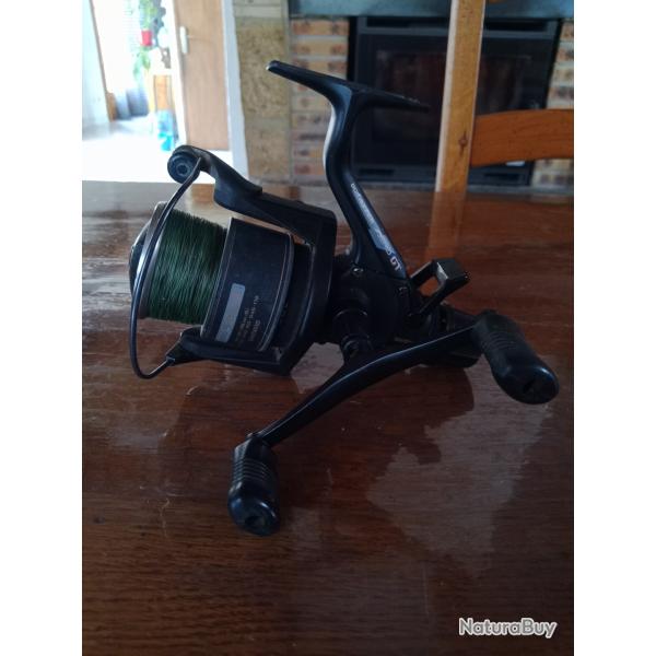 Moulinet d�brayable Shimano Baitrunner Aero GT 8010