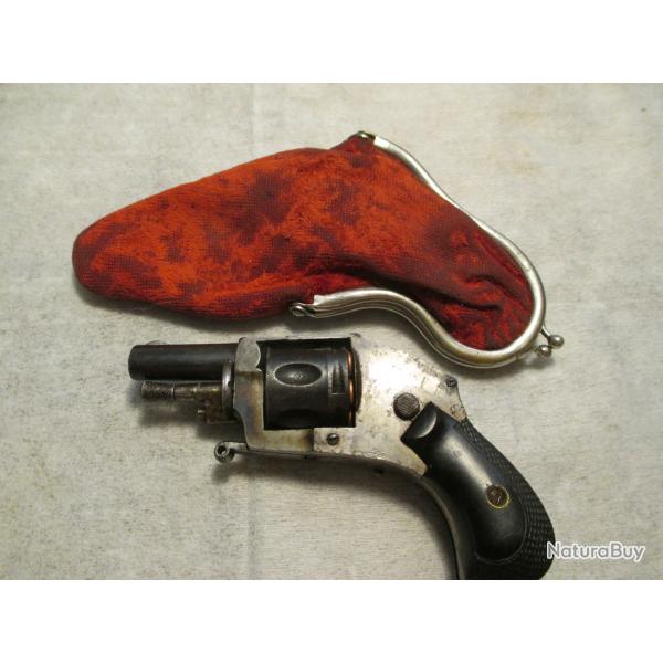 Rare petit revolver boulldog hammerless 6mm bosquette ou 22 short 6 coups en superbe �tat