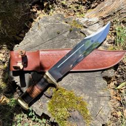 Magnifique couteau, Bowie 40 cm artisanal forg&eacute; &agrave; la main et son &eacute;tui en Cuir / ENCHERE 1 EURO