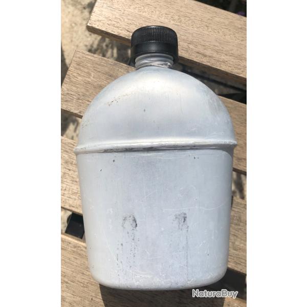 Gourde Belge 1957 idem US WW2. Id�al reconstitution, camping / scout / sortie nature