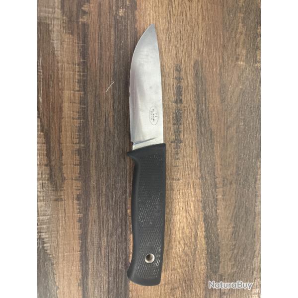 Couteau de survie F�llkniven F1