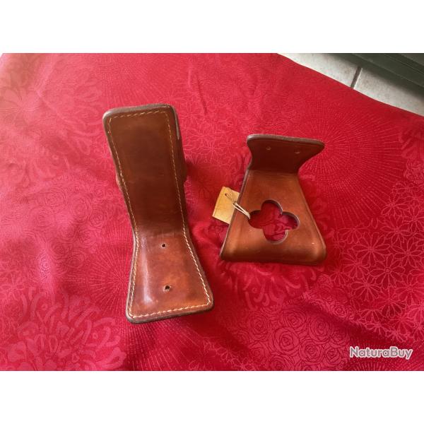 Porte fusil neuf en cuir original, pas de prix de r�serve