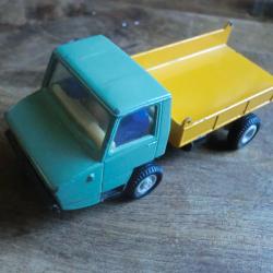 CAMION  BERLIET STRADAIR FRANCE JOUET