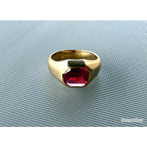 Imposante chevali�re or 18 carats et rubis - bague - taille 55