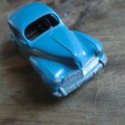 jouet peugeot 203 DINKY TOYS