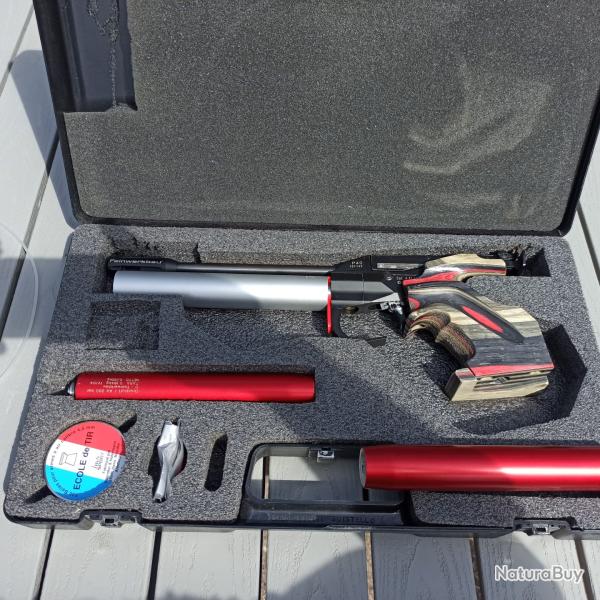 Pistolet de comp�tition FEINWERKBAU P40 PCP droitier calibre 4.5 Diabolo 7 joules
