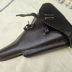 &Eacute;tui / holster de pistolet P08 dit " Luger " en reproduction haut de gamme + cl&eacute; repro