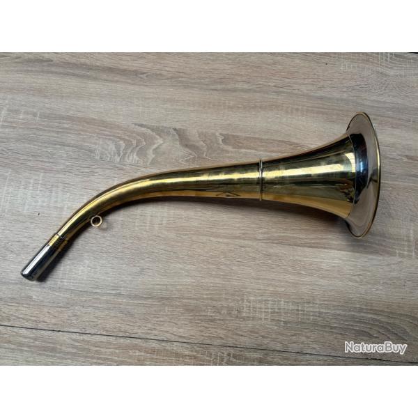 Corne en laition 50cm a vendre aux ench�re destockage chasse armurerie