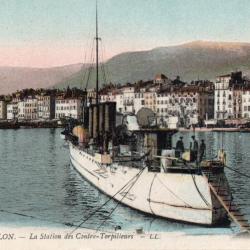 Carte Postale - TOULON. La Station des Contre-Torpilleurs -N&deg;8372
