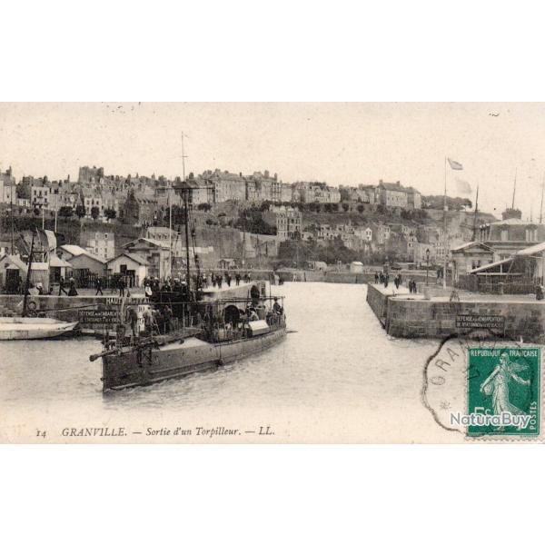 Carte Postale Ancienne Granville - Sortie d'un Torpilleur -N�8374