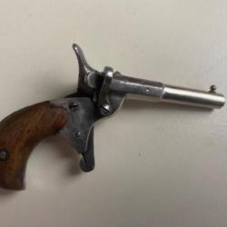 ANCIEN PISTOLET VELODOG 6 MM