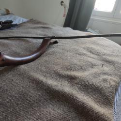Arbal&egrave;te de chasse en bois incompl&egrave;te du xix si&egrave;cle.