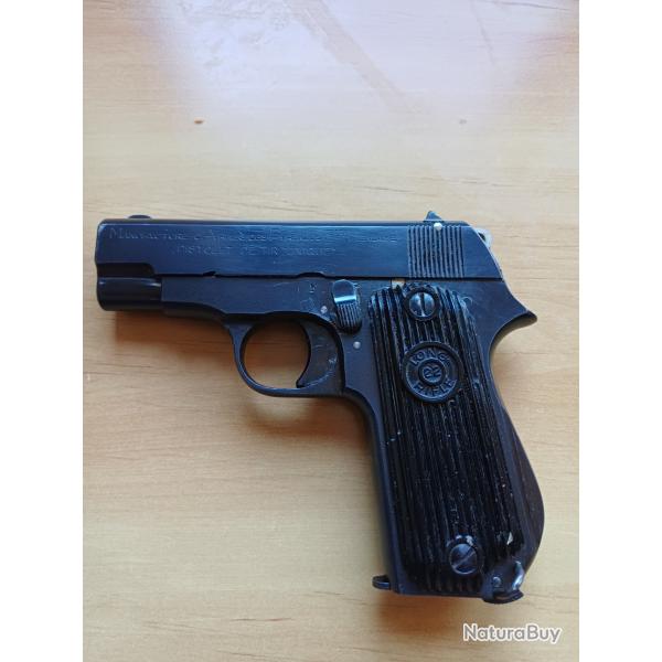pistolet UNIQUE RR 51 " police " 22 LR parfait �tat
