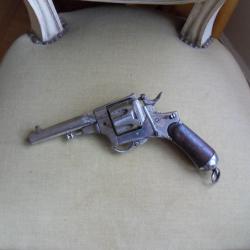 REVOLVER BODEO