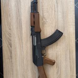 R&eacute;plique airsoft, fusil d'assaut, AK-47, type Kalashnikov