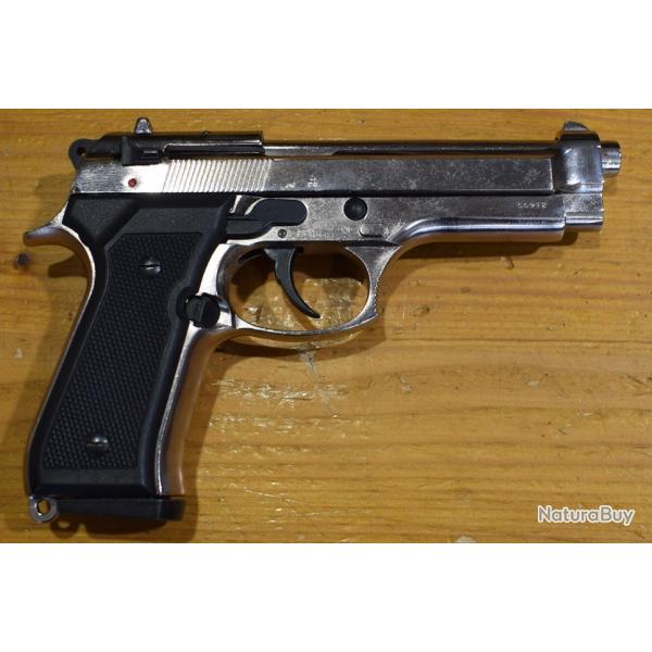 Pistolet semi auto Kimar modele 92, cal 9mm a blanc, avec embout lance fus�e nickel�e