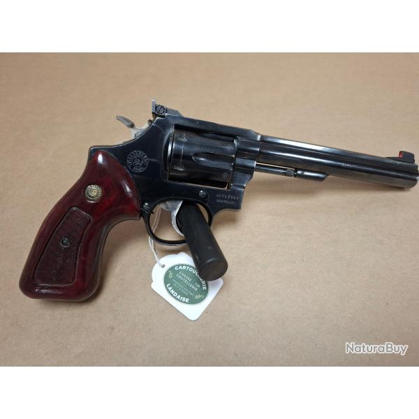 Revolver TAURUS model 96 en 22LR