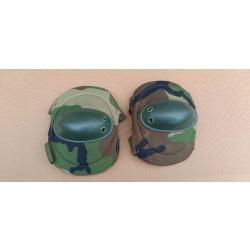 coudi&egrave;res woodland de marque Mil-tec