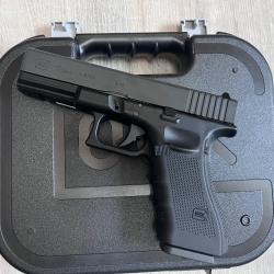 Glock 17 Gen 4 Cybergun Full Metal 1.7J Cal.4.5 mm BBS blowback