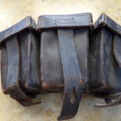 porte chargeur  mauser 98k cuir Allemand seconde guerre mondiale dat&eacute; 1942 ww2
