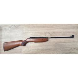 Carabine 4.5mm en bois a vendre aux ench&egrave;res pour pi&egrave;ces destockage chasse