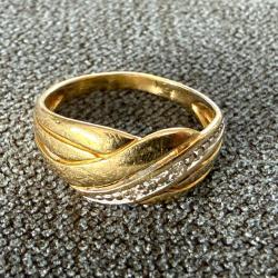 Bague or massif 18 carats - 2 diamants - taille 49