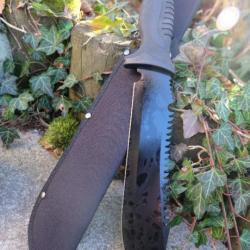 Gros Couteau Machette Bowie Trekking Alaska Lame Acier 3Cr13 Manche Abs Etui Nylon Survie Treck