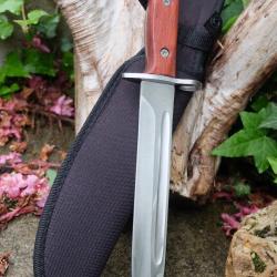 Couteau De Combat BAIONETTE BAYONETTE AK47 CCCP Lame Acier Carbone Manche Bois Etui nylon