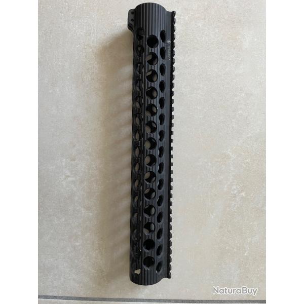 Garde main AR-15 Battle Rail Troy