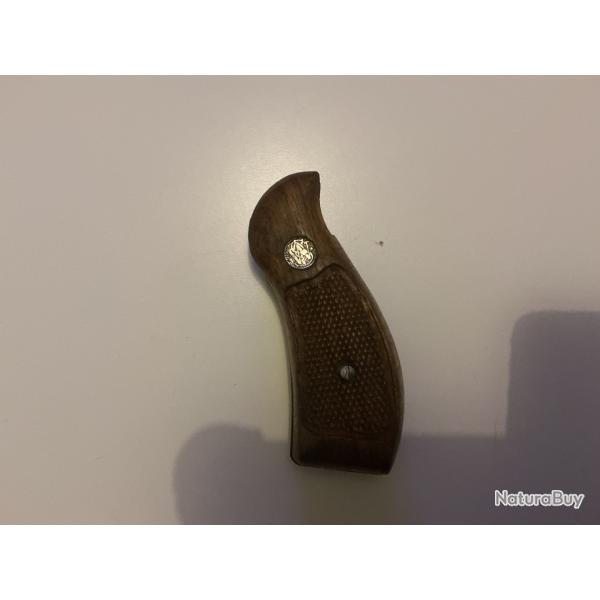 Poignee smith wesson origine
