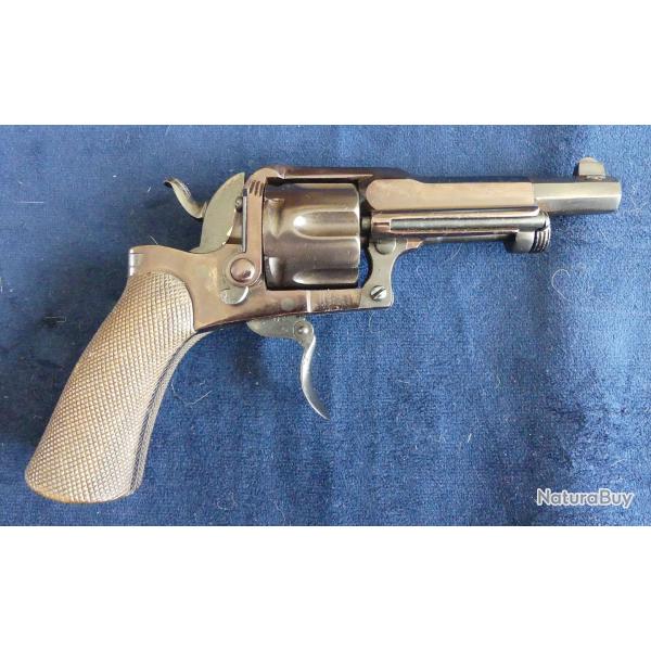 Tr�s beau revolver baby Maquaire calibre 320 PC