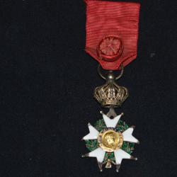 ETOILE DE CHEVALIER LEGION D'HONNEUR SECOND EMPIRE-CRIMEE-ITALIE-MEXIQUE-1870-NAPOLEON III