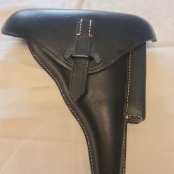 &Eacute;tui pour P38 en cuir noir  WW2