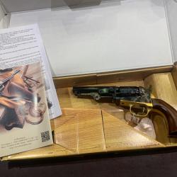 Revolver Colt 1849 Pocket calibre 31 UBERTI