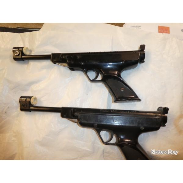 lot de 2 pistolets a air comprim� Manu Arm cal 4,5
