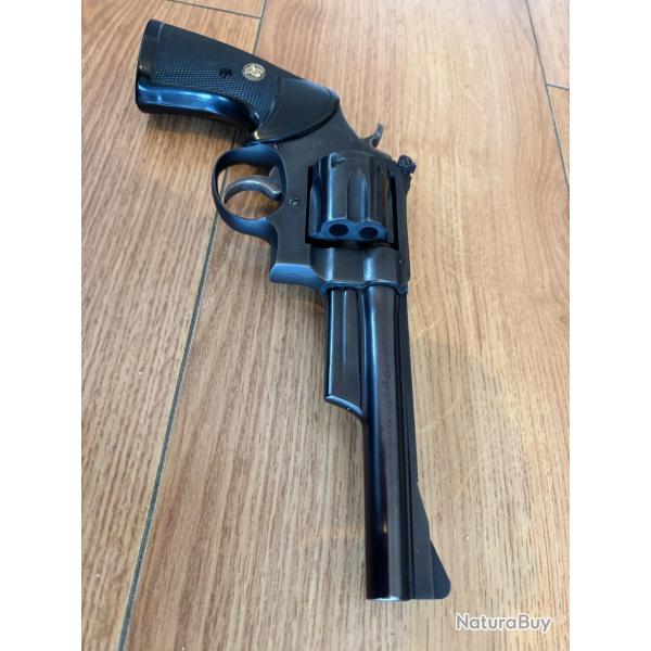 Smith & Wesson mod�le 28-2 Highway Patrolman 6 pouces.