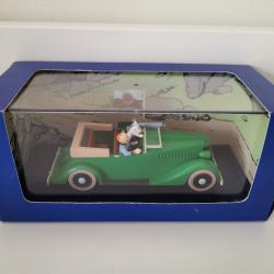 Automitrailleuse L'Oreille Cass&eacute;e Tintin Moulinsart 1/43 neuve