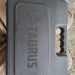 Taurus racing hunter 357 magnum 5 pouces