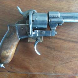 Bon revolver &agrave; broche cal 7mm Dumonthier brevet&eacute;