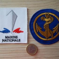 lot 2 &eacute;cussons marine Fran&ccedil;aise insignes militaire