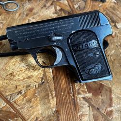 Pistolet Unique model 10
