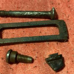 US militaria WW1 Lot de pi&egrave;ces US17 / P14 Occasion