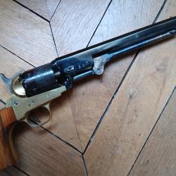 Revolver Uberti navy 1851 en cal 36 dat&eacute; 1969 &eacute;tat proche du neuf