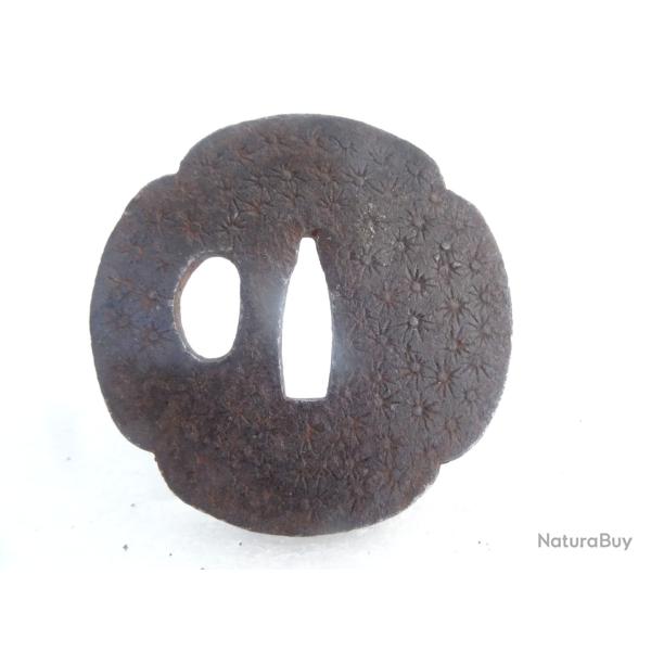 209- lot tsuba en fer pour katana ou wakisashi, sabre  japonais