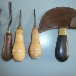 objets divers : outils de bourrelier