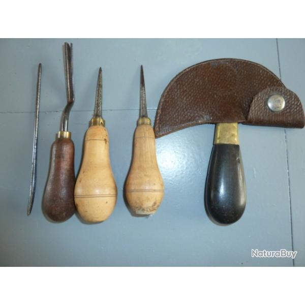 objets divers : outils de bourrelier
