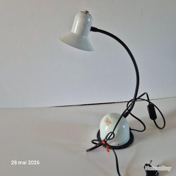 lampe de bureau italienne, ann�e 90, en parfait �tat de fonctionnement