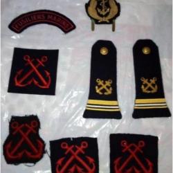 Lot &eacute;cussons '' FUSILIERS MARIN ''