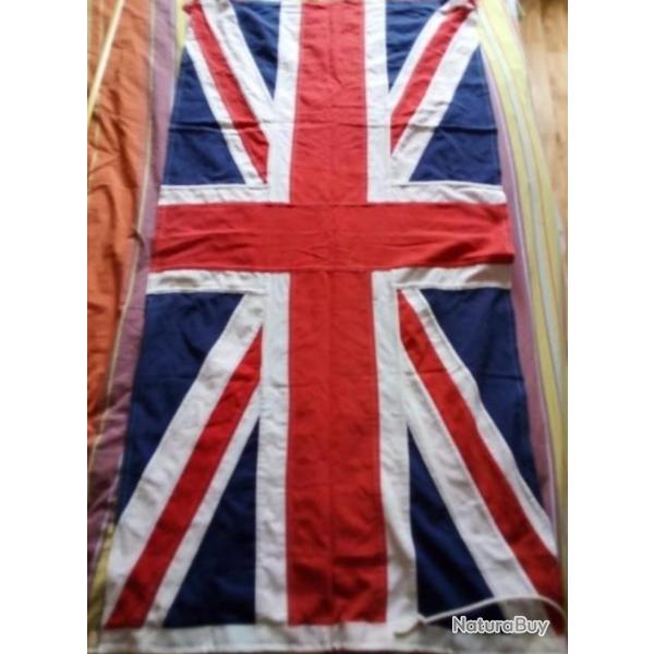 Drapeau ou ''PAVILLON BRITANNIQUE ''