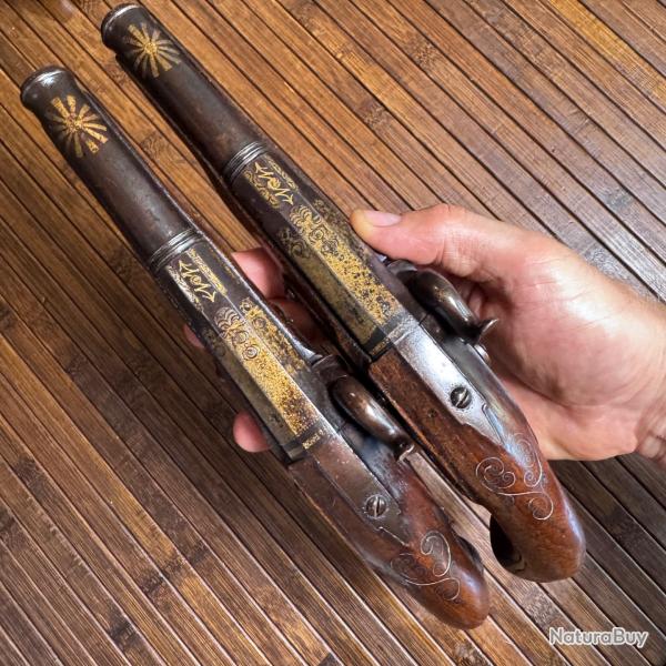 Superbe paire de pistolets de luxe � silex transform�s � percussion - Sign�s � Brunon � Or et Argent